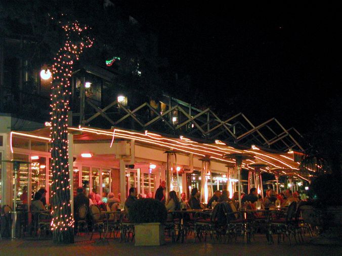 Stra�encafe in Timmerdorfer Strand