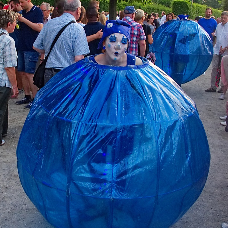 Vorprogramm beim Feuerwerkswettbeweb in den Herrenh&auml;user G&auml;rten in Hannover